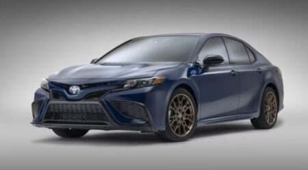 سيارة Toyota Camry 2024